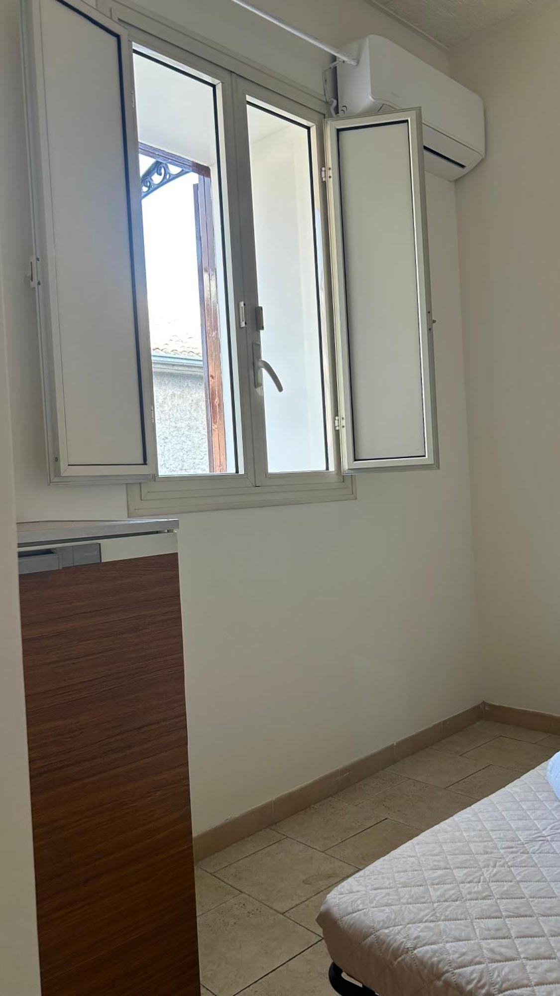 De Amicis Casa vacanze Aeroporto di Catania Fontana Rossa